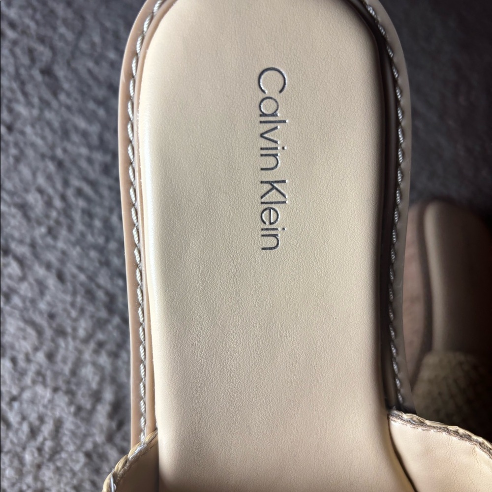 Calvin Klein Arzelia Single Band Slip-on Platform Sandal - Picture 3 of 3